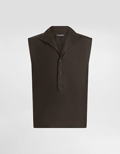 Three-button sleeveless linen shirt