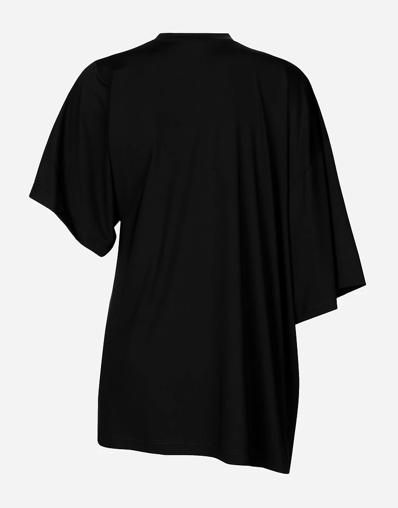 Asymmetrical top with cut-out