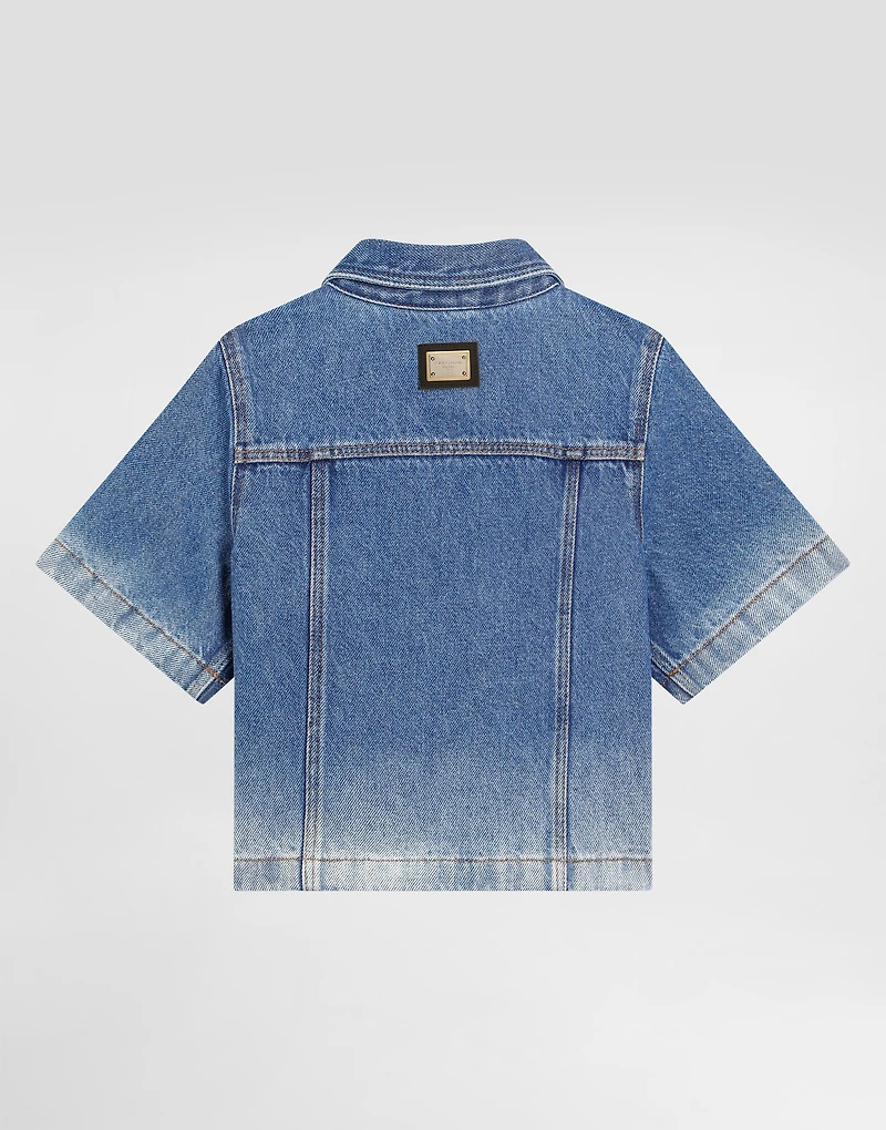Short-sleeved denim shirt