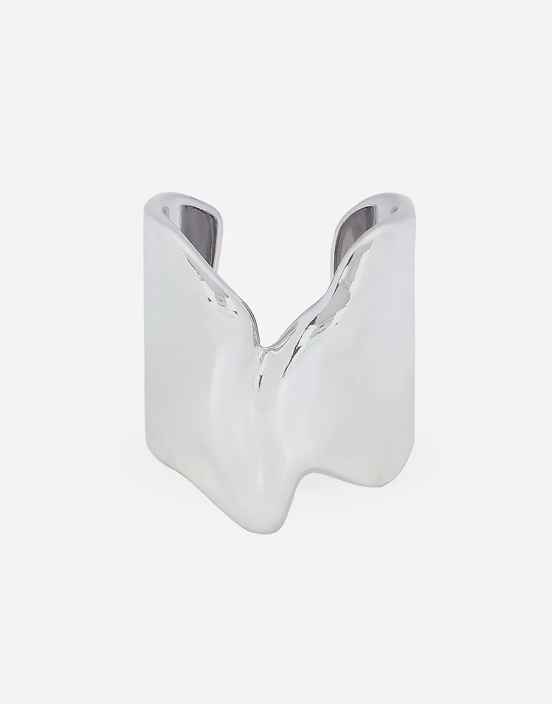 Rigid cuff bracelet