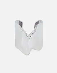 Rigid cuff bracelet