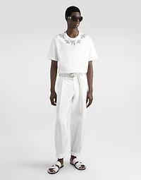 cotton t-shirt with embroidery and brooch