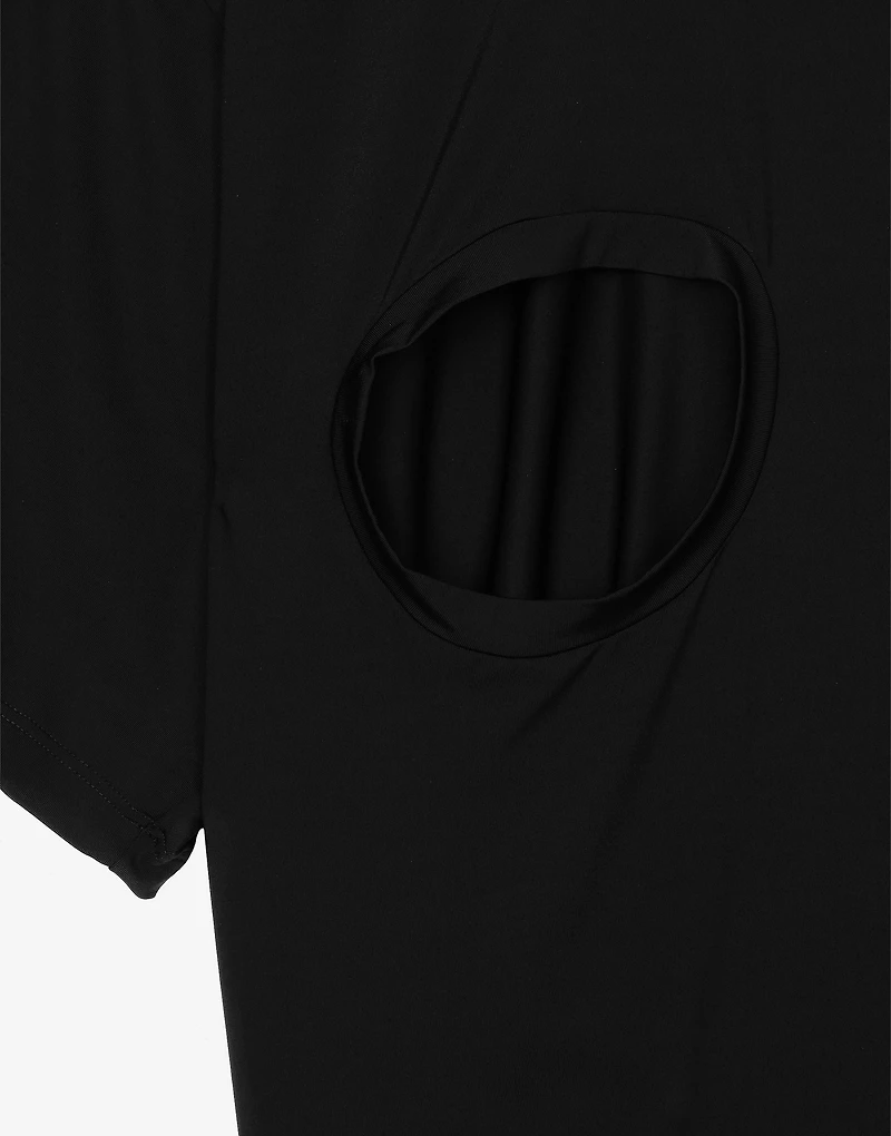 Asymmetrical top with cut-out