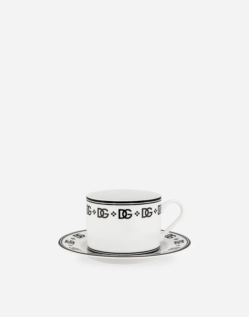 Set 2 Porcelain Teacups with Saucers