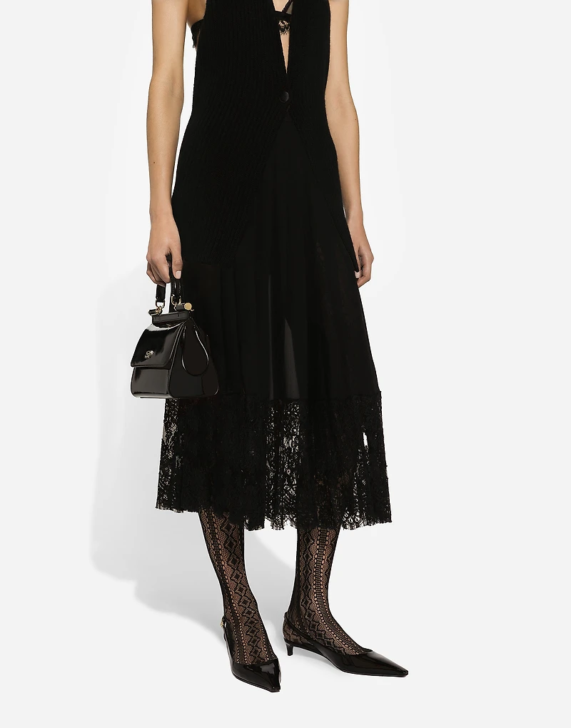 Long georgette skirt with lace edgings