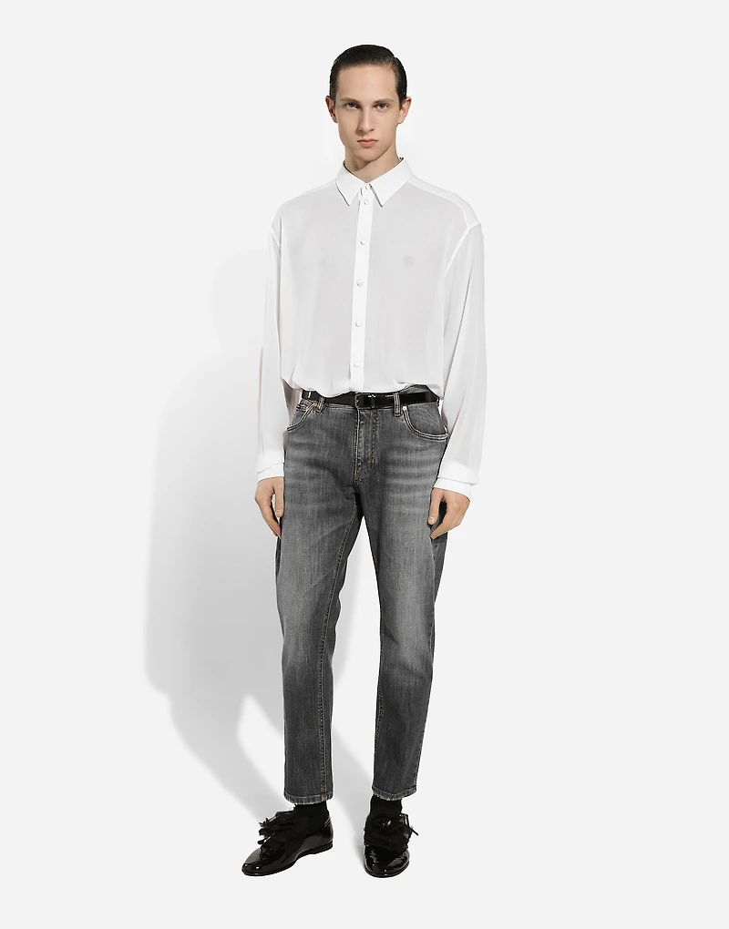 Loose stretch denim jeans