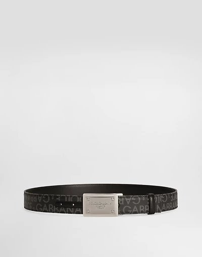 Coated jacquard belt with logo tag