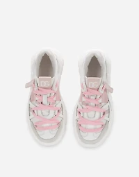 Mixed-material Airmaster sneakers