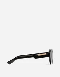 Mirror logo sunglasses