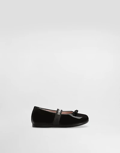 Patent leather ballet flats with elastic