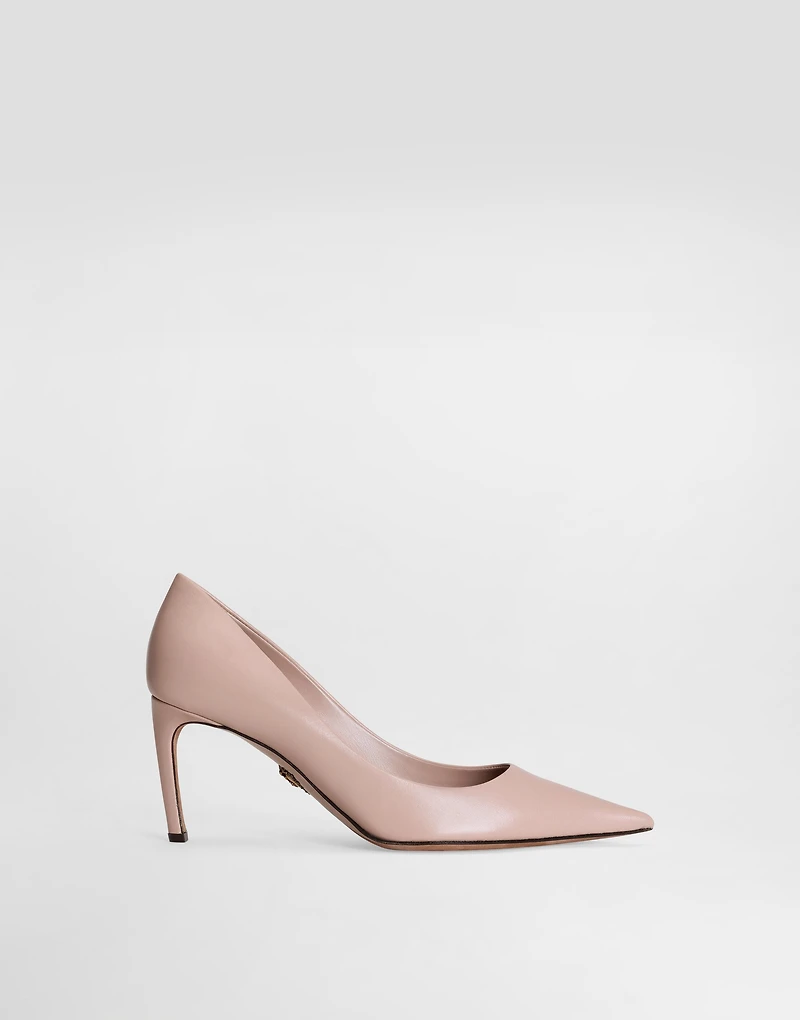 Polished goatskin pumps