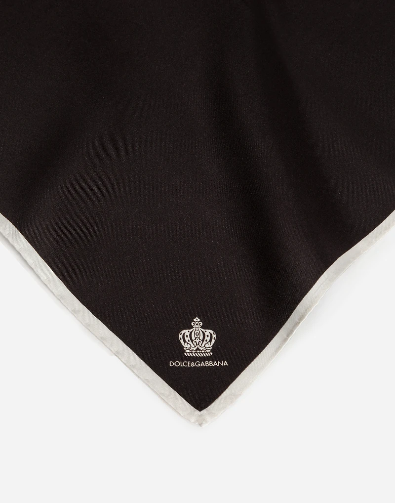 Silk pocket square