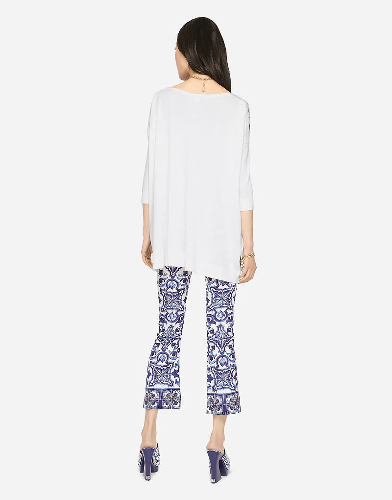 Silk twill crew-neck pullover with majolica print