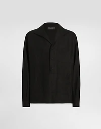 Three-button long-sleeved linen shirt