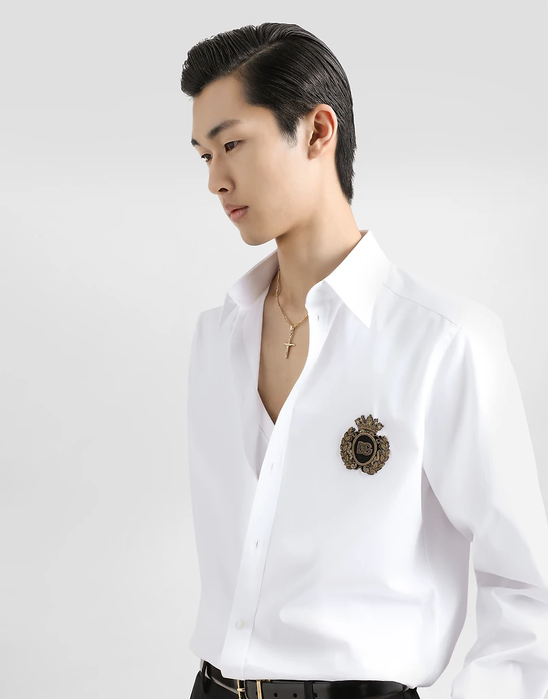 Cotton shirt with heraldic patch