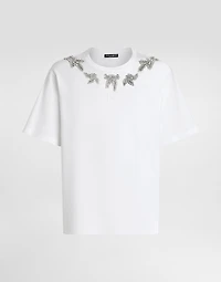 cotton t-shirt with embroidery and brooch