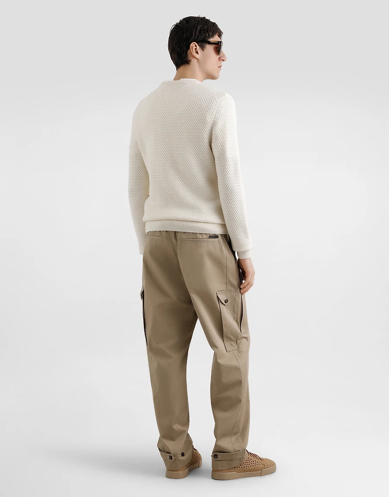 Wool pullover