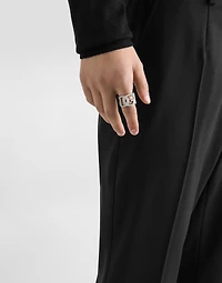 DG logo ring