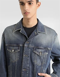 Stretch light blue wash denim jacket