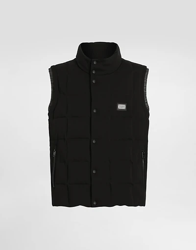 Jersey vest with branded tag