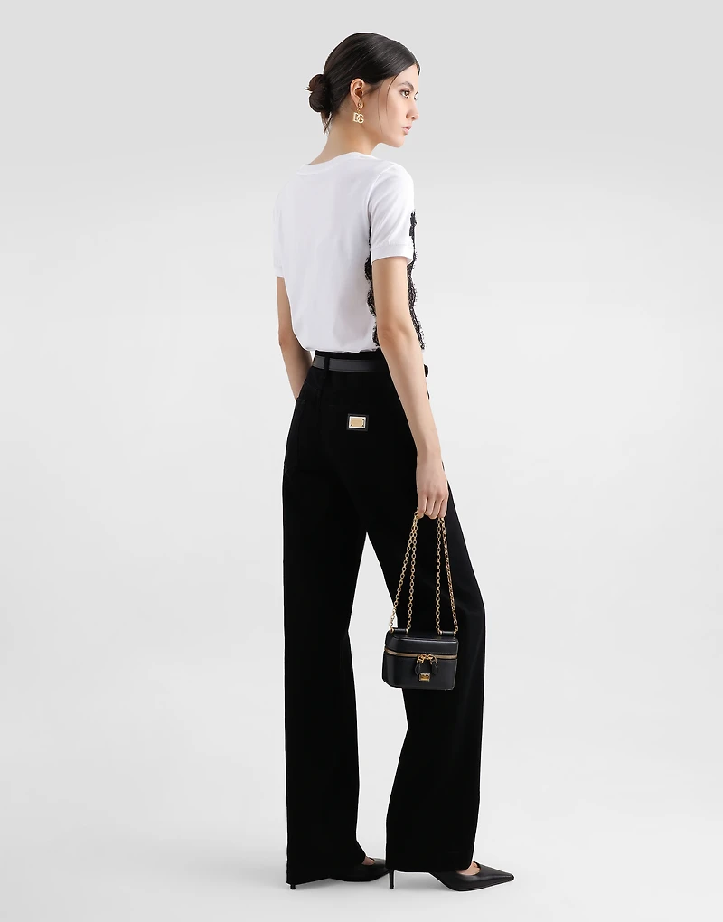 Loose denim jeans with pressed pleat