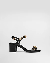 Sandals with embroidery and stones