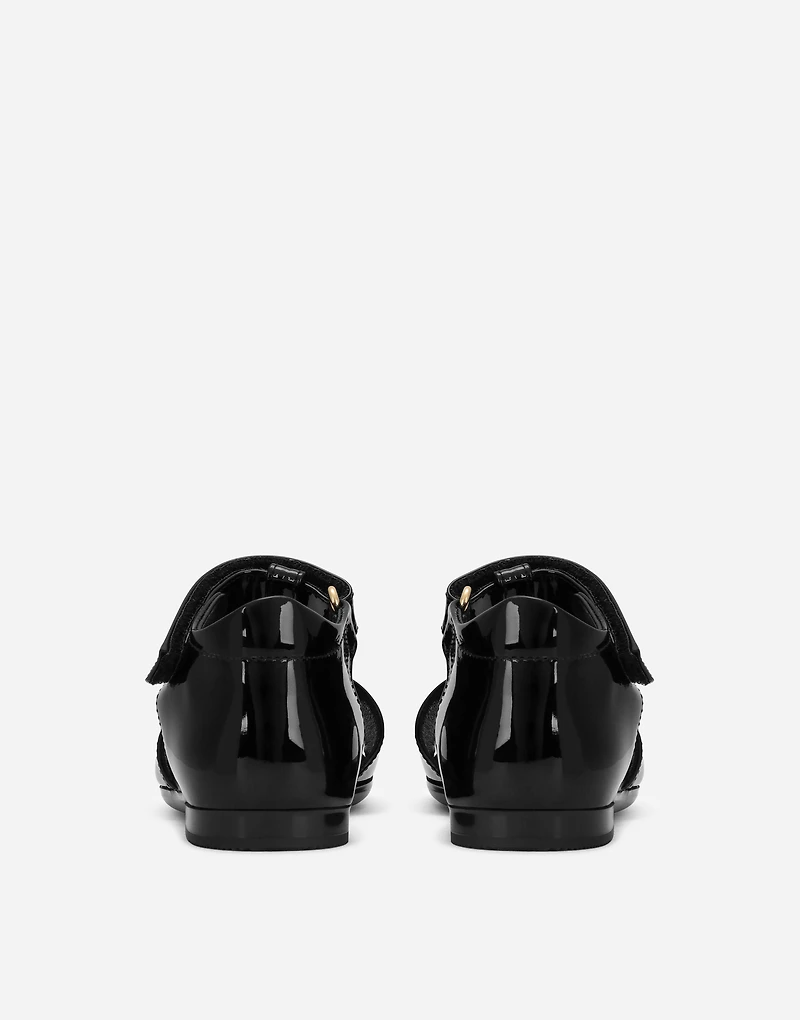 Patent leather first steps sandals with metal DG logo