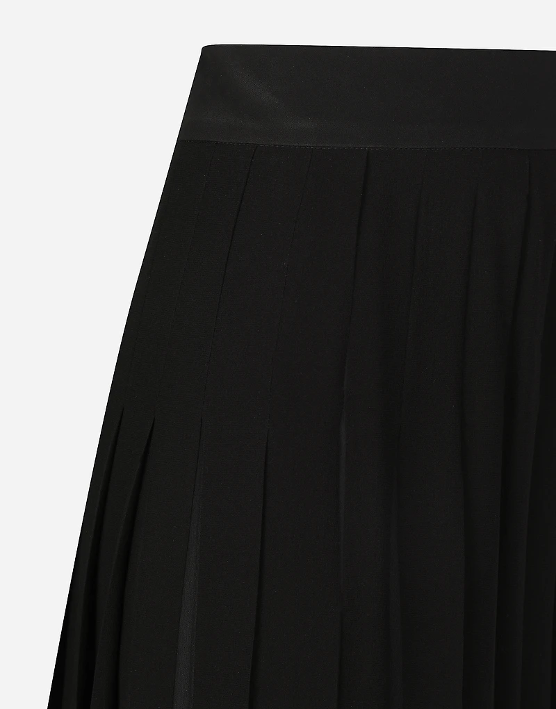 Long georgette skirt with lace edgings