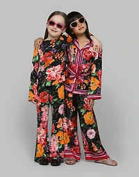Twill shirt with floral print over a black background
