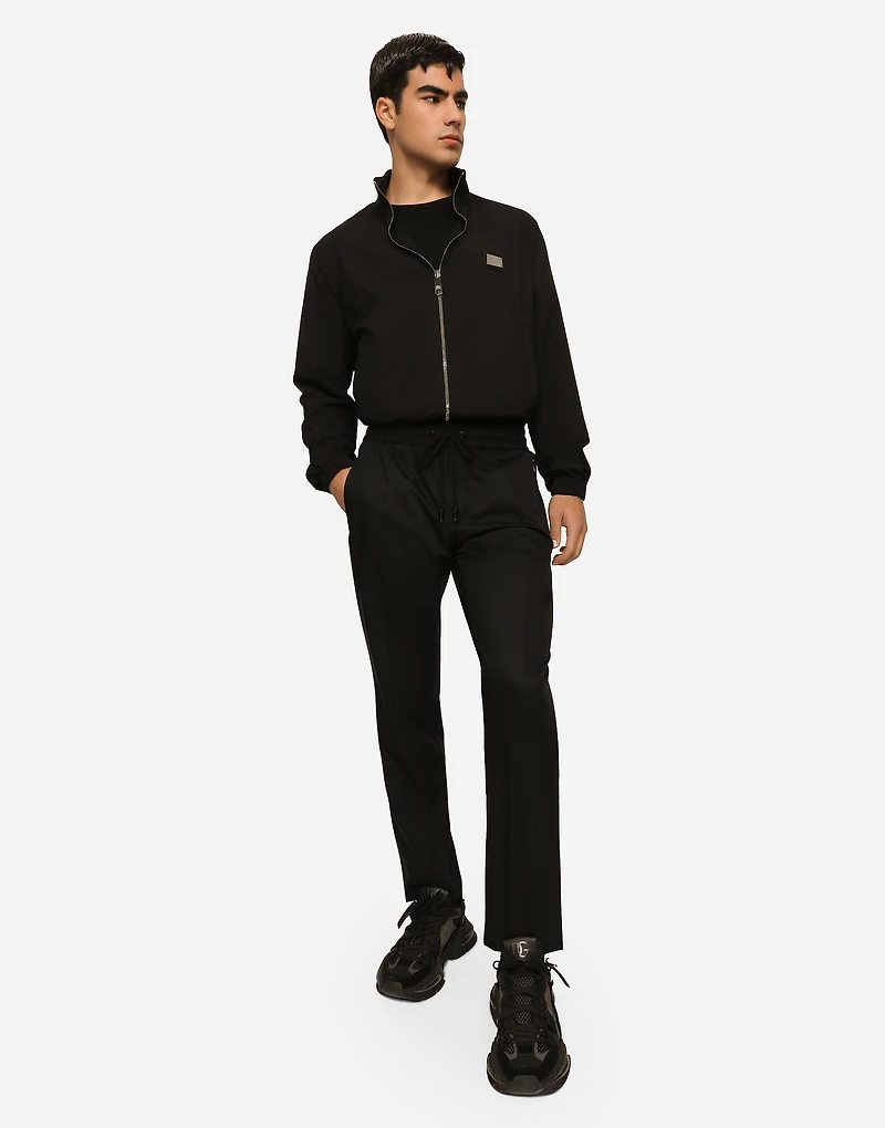 Light nylon jogging pants