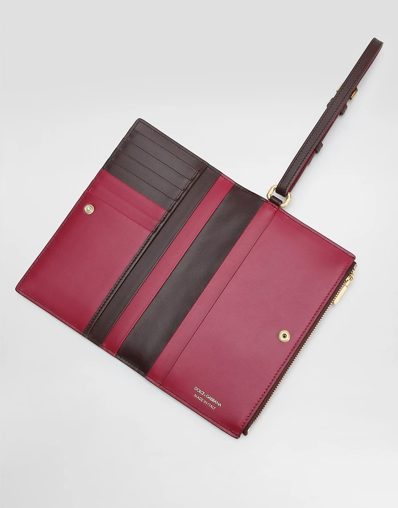 Calfskin passport holder with DG logo