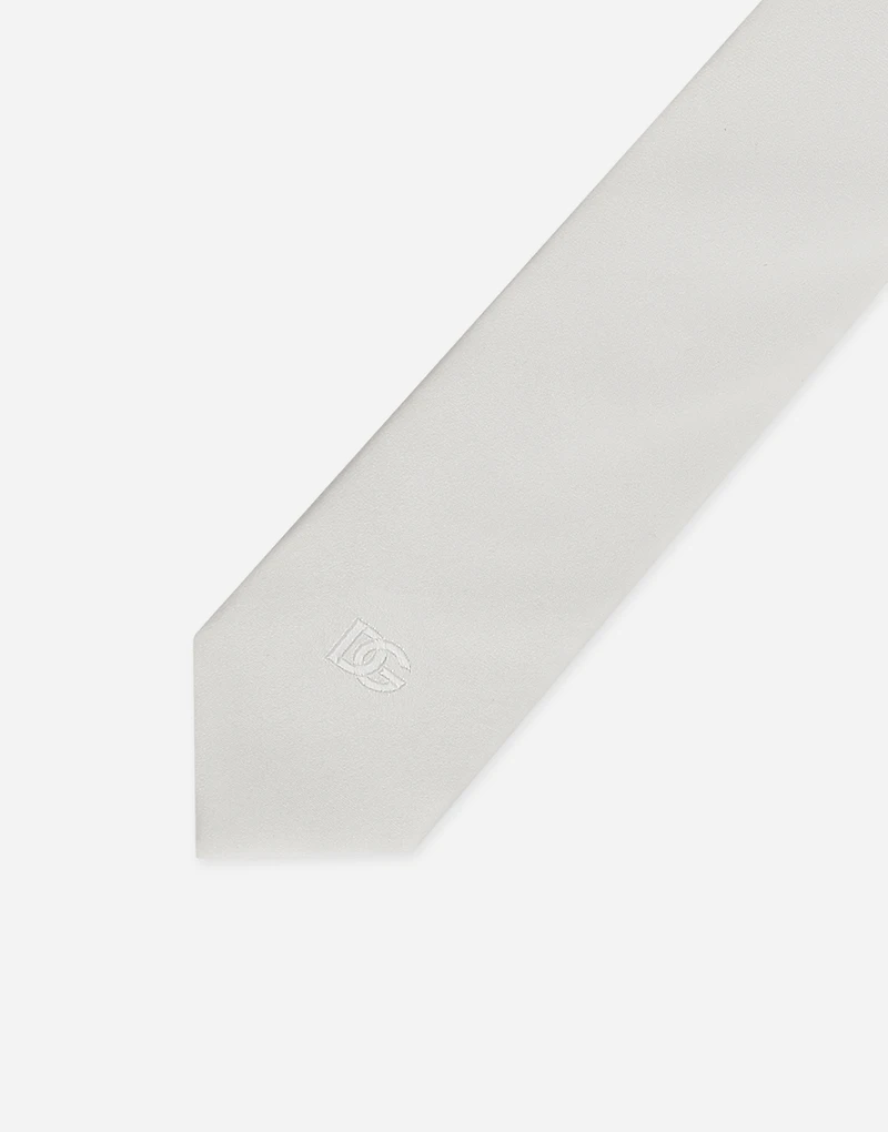 6-cm silk blade tie with DG logo embroidery