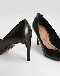 Devotion calfskin pumps