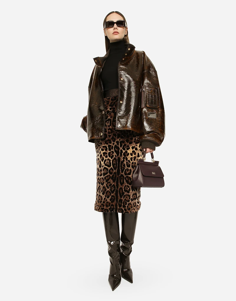 Chenille calf-length skirt with jacquard leopard design