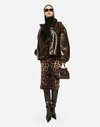 Chenille calf-length skirt with jacquard leopard design
