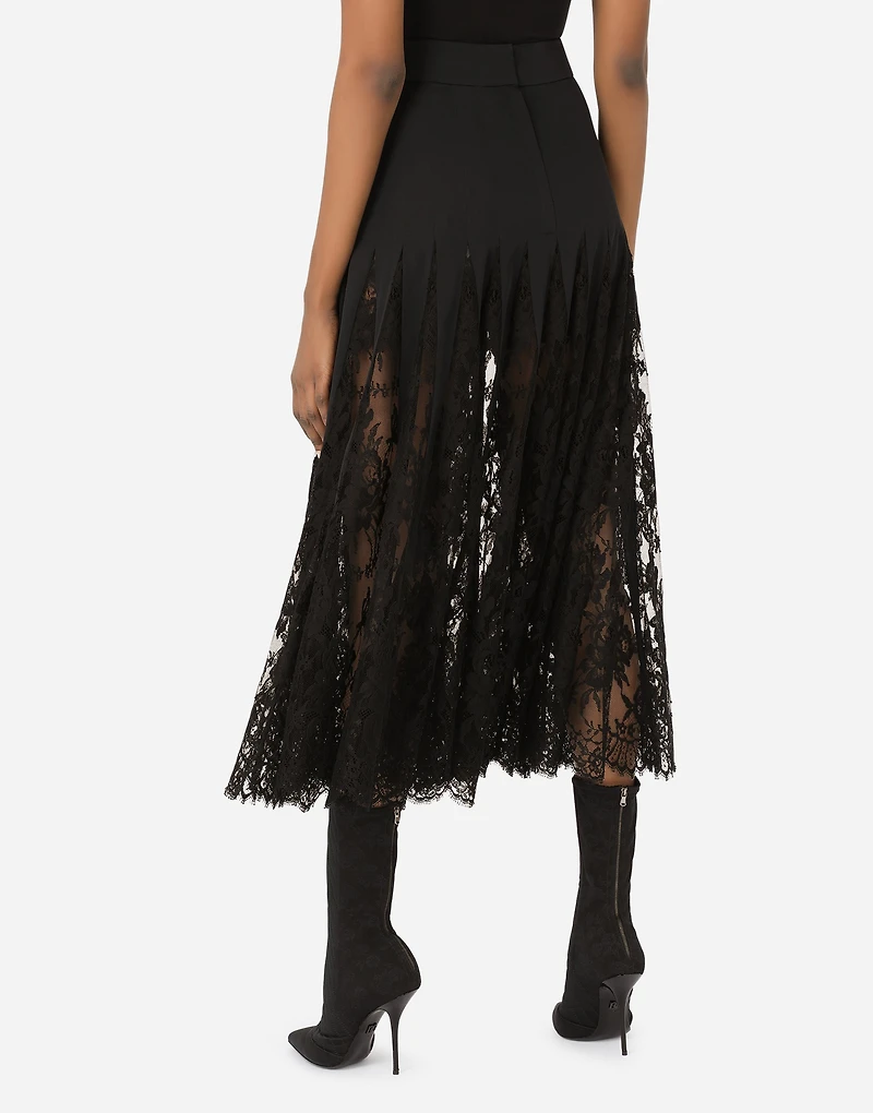 Charmeuse skirt with lace