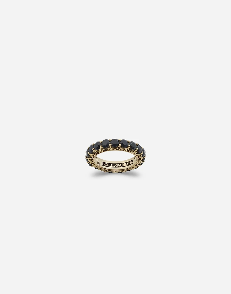 Sicily Ring
18-carat yellow gold and black sapphires