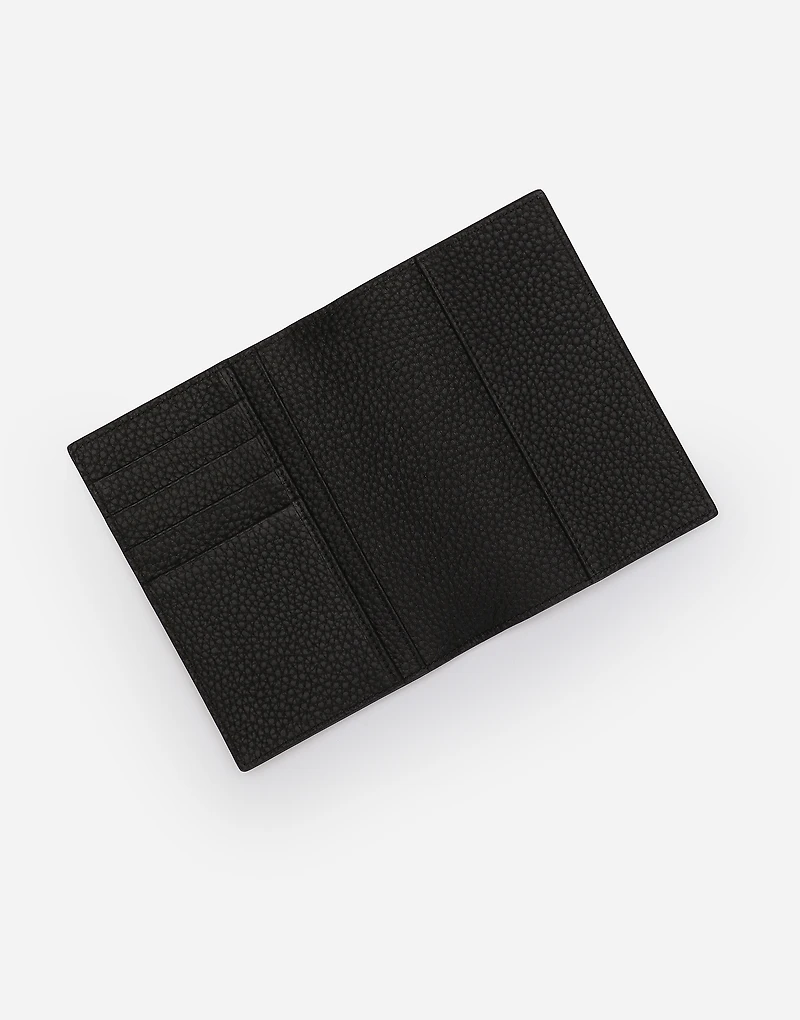 DG Logo passport case