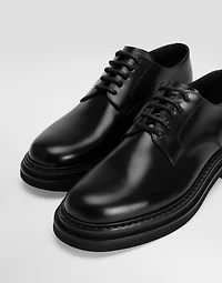 Brushed calfskin derby