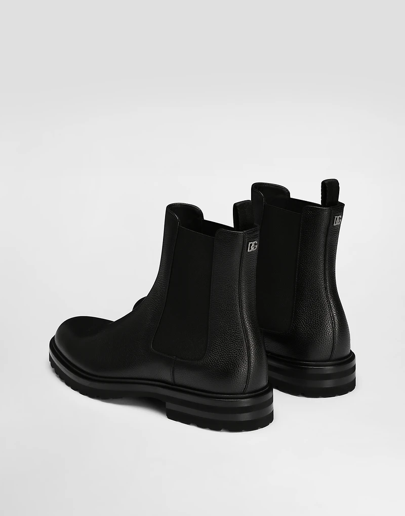 Grainy calfskin ankle boots