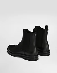 Grainy calfskin ankle boots