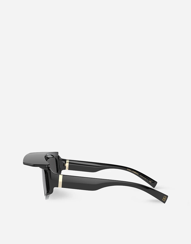 DG crossed sunglasses