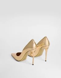Calfskin pumps