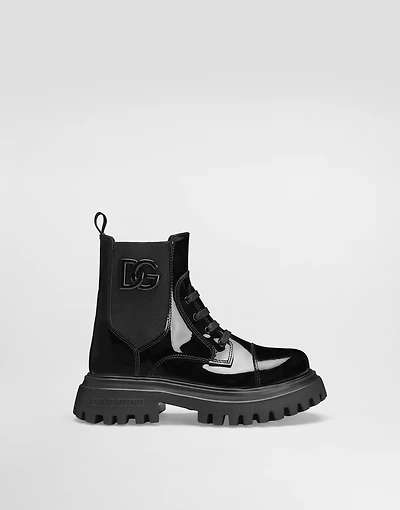 Patent leather ankle boots with elastic