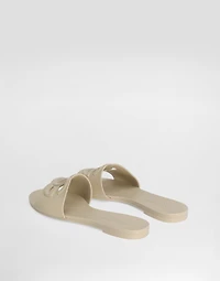 Rubber beachwear sliders