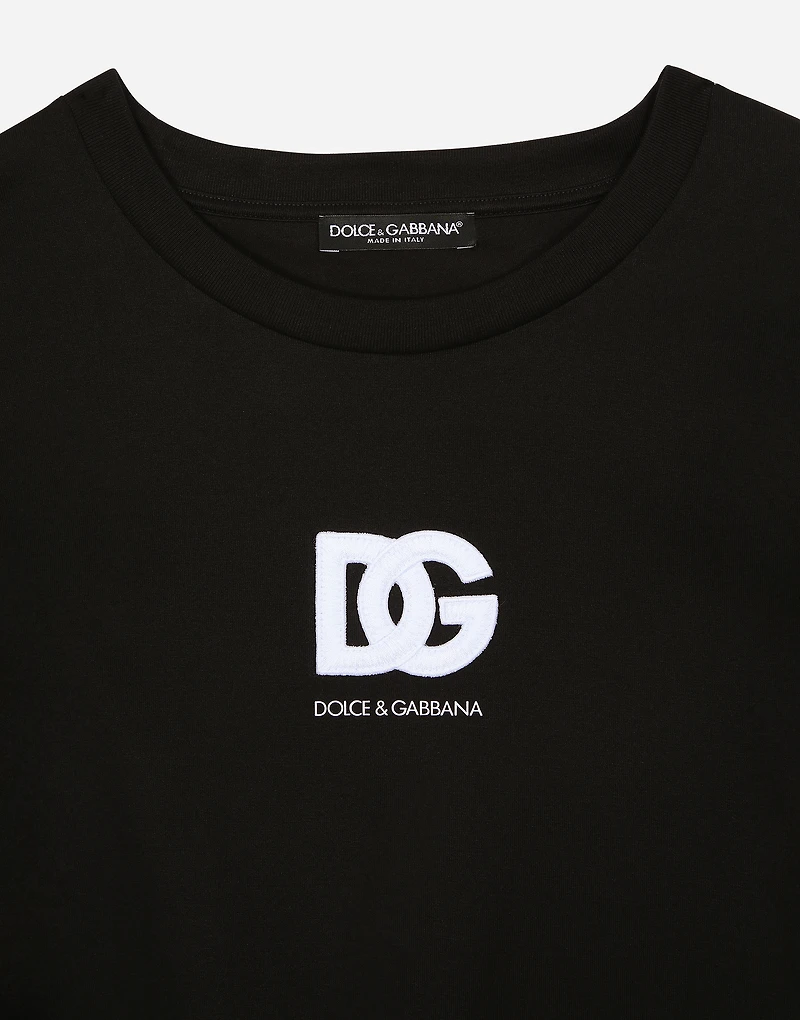 Short-sleeved T-shirt with DG logo patch
