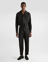 Long-sleeved linen shirt