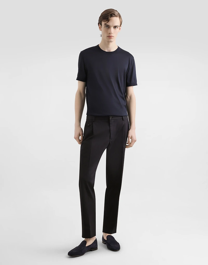 Short-sleeved silk t-shirt