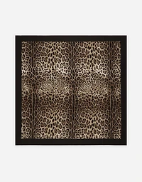 4–Seater Linen Tablecloth