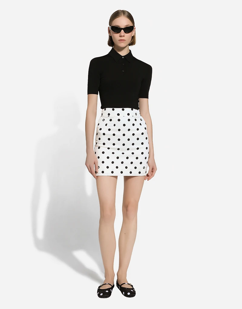Short charmeuse skirt with polka-dot print
